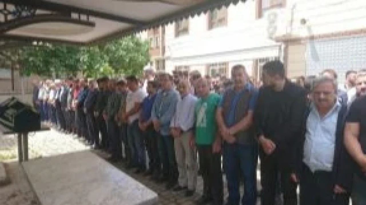 Tuzla’da Motosiklet Kazasında Samet Ertürk Hayatını Kaybetti