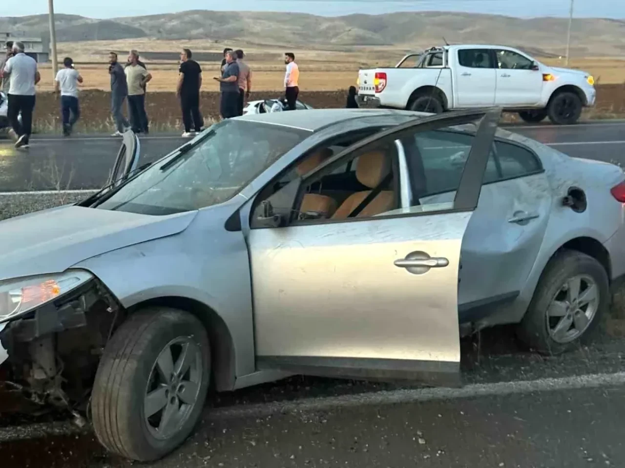 Siirt Kurtalan’da İki Otomobil Çarpıştı Beş Kişi Yaralandı